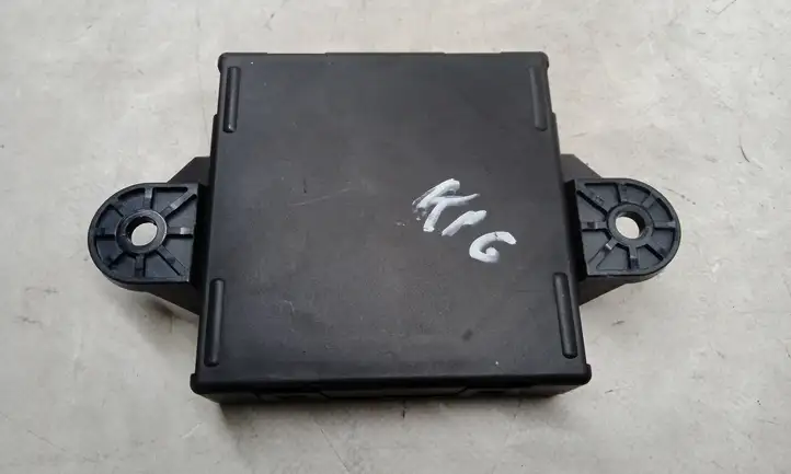 Mercedes-Benz C W204 (2007 - 2014)  A2128203985 Блок управления дверью