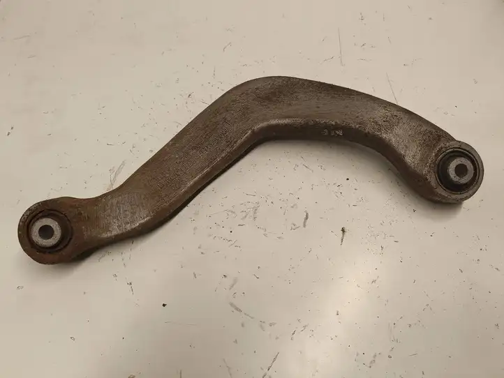 Audi A6 allroad (2012 - 2014)  8K0505323H Рычаг