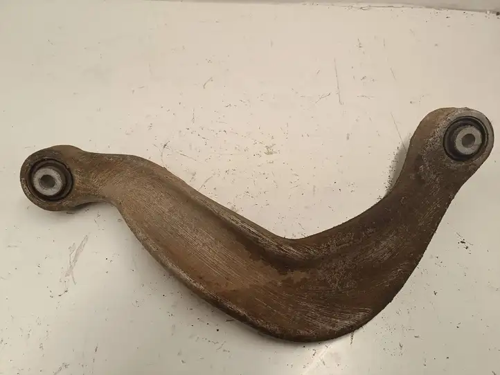 Audi A6 allroad (2012 - 2014)  8K0505323H Рычаг