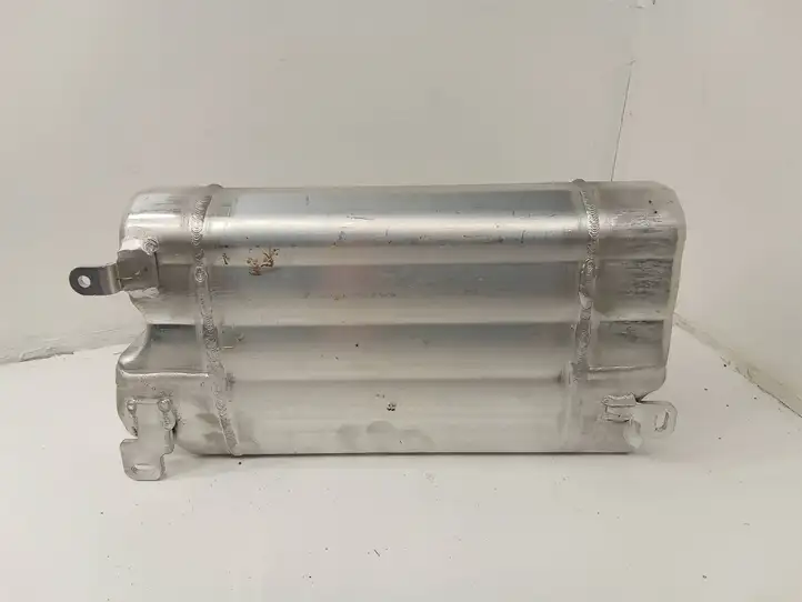 Audi A6 allroad (2012 - 2014)  4G0616203C Воздушный резервуар