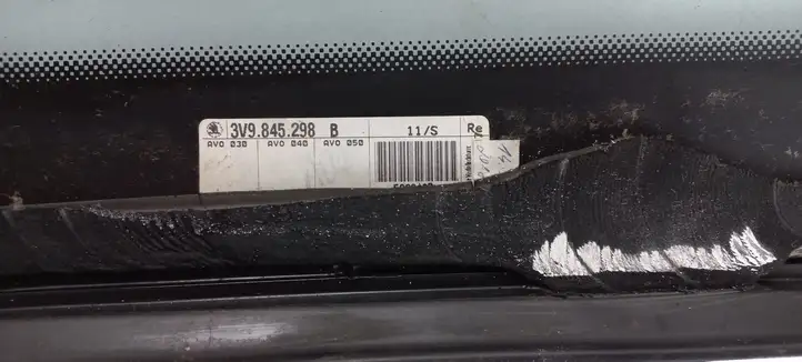 Skoda Superb B8 (3V) (2015 - 2023) 3V9845298B Заднее боковое стекло — фото 3