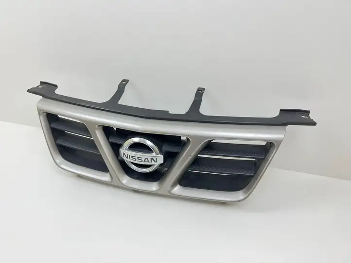 Nissan X-Trail T30 (2001 - 2007) 623108H700 Верхняя решетка радиатора — фото 4