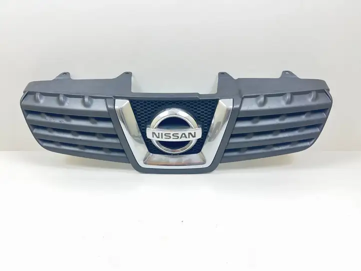 Nissan Qashqai (2006 - 2010) 62310JD00B Передняя решетка — фото 1