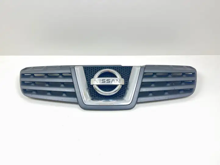 Nissan Qashqai (2006 - 2010) 62310JD00B Передняя решетка — фото 2