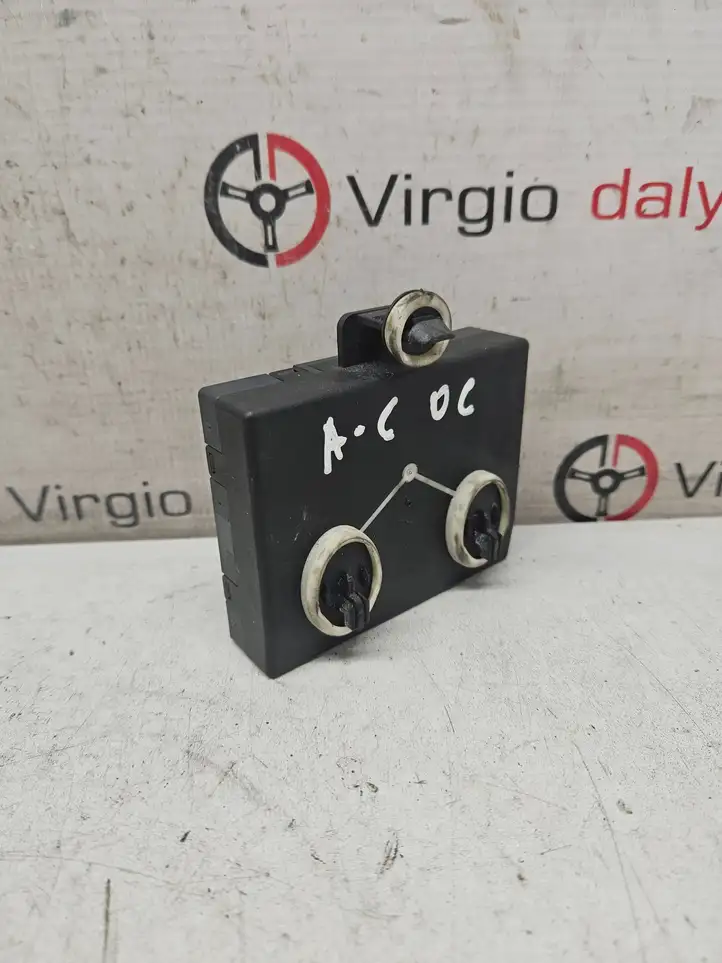 Audi A6 S6 C6 4F (2004 - 2008) 4F0959793B Блок управления дверью — фото 2