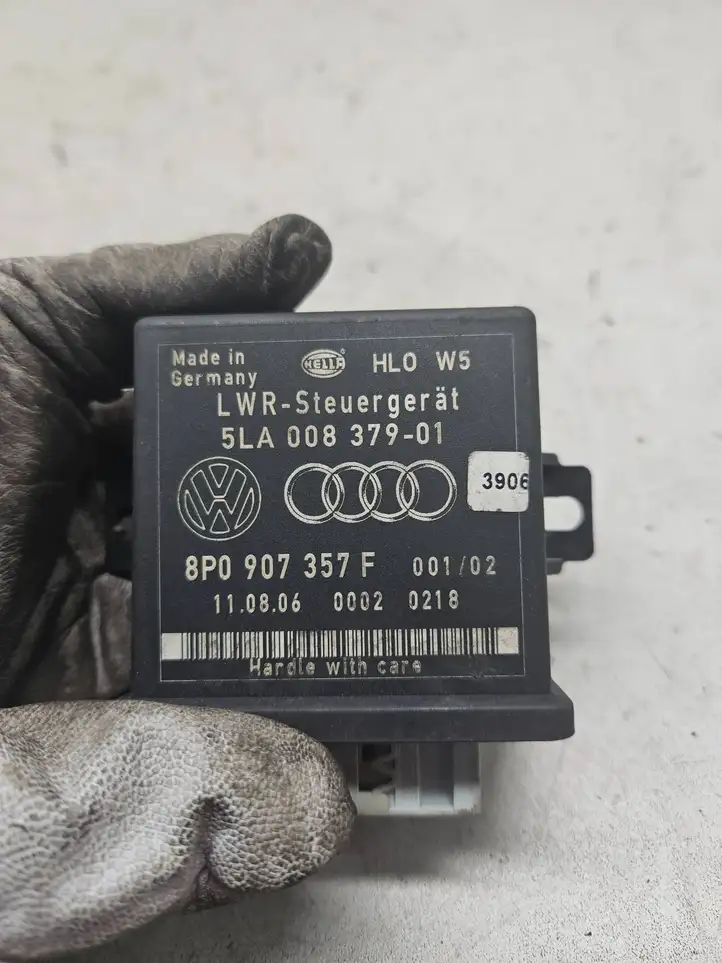 Audi A4 S4 B7 8E 8H (2004 - 2009) 8P0907357F Блок управления светом — фото 4