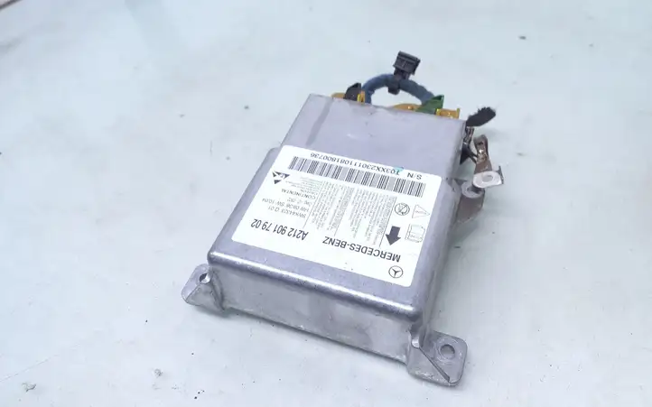 Mercedes-Benz CLS C218,X218 (2011 - 2017)  A2129017902 Блок управления надувных подушек