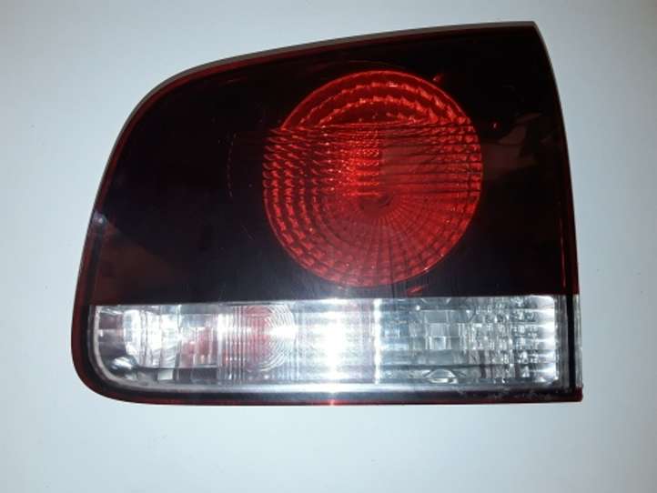 Volkswagen Touareg I (2002 - 2010)  7L6945094AA Задний фонарь в крышке багажника