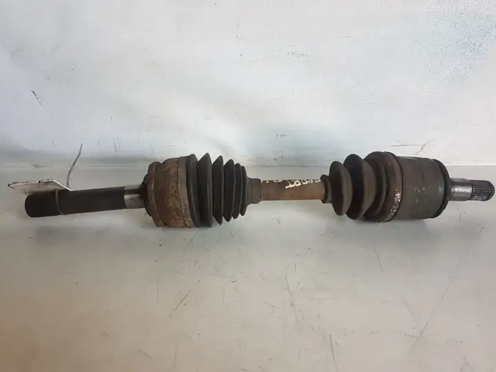 Mitsubishi Montero (1999 - 2006)   Передняя полуось