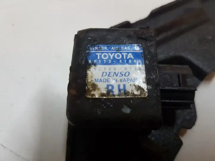Toyota Prius (XW20) (2003 - 2009) 8917347040 Датчик удара SRS — фото 1