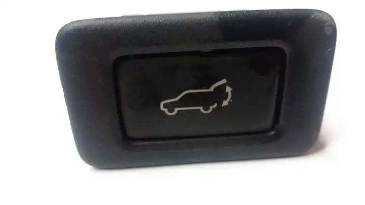 Subaru Outback (BS) (2014 - 2019) Кнопка закрытия крышки багажника — фото 1