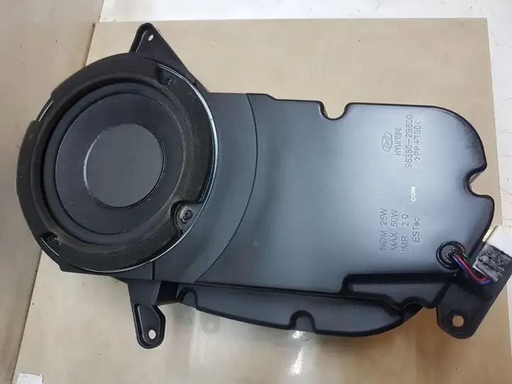 Hyundai Santa Fe (2005 - 2009) 963502B600 Усилитель звука — фото 2