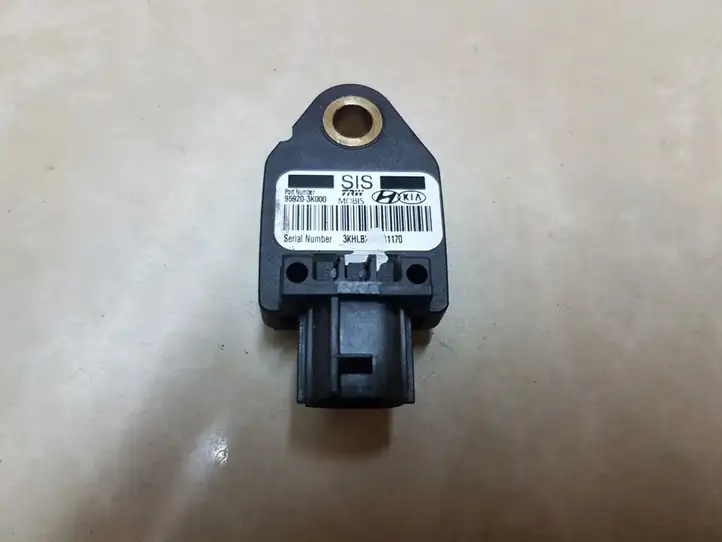 Kia Ceed (2006 - 2010) 959203K000 Датчик удара SRS — фото 1