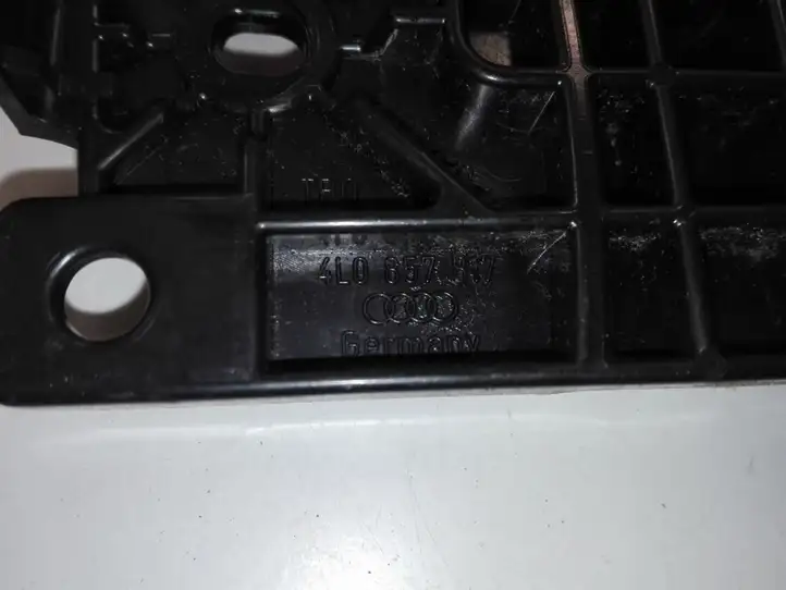 Audi Q7 (2005 - 2009)  4L0857817 Другая деталь салона