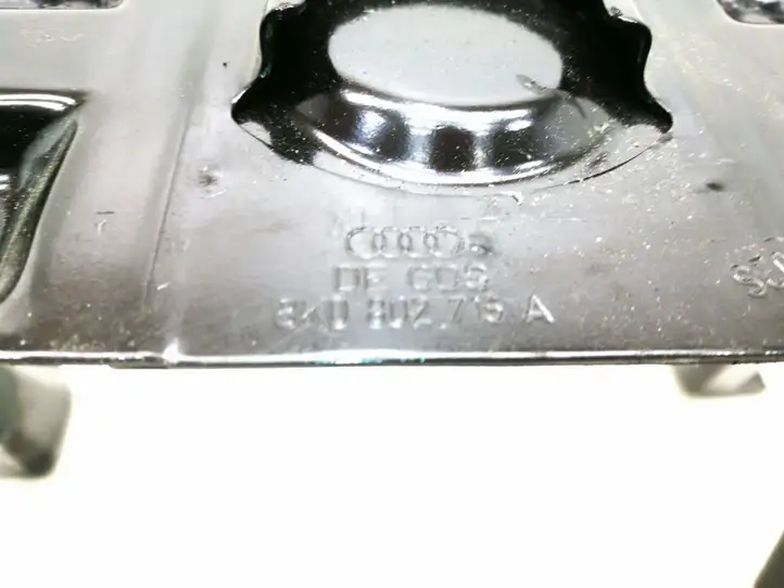 Audi A4 S4 B8 8K (2007 - 2011) 8K0802715A Держатель аккумулятора — фото 2