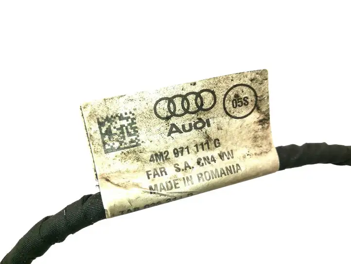 Audi Q7 4M (2015 - ) 4M0971228BF Плюсовой провод аккумулятора — фото 5