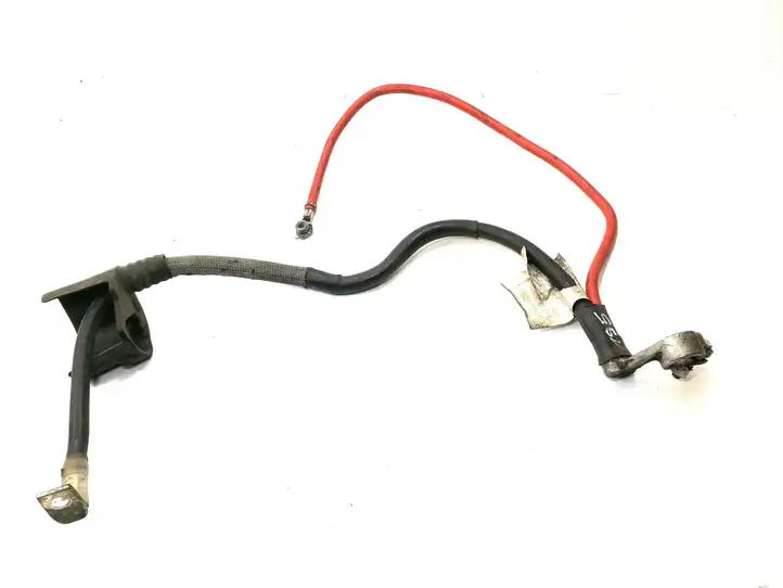 Volkswagen Touran I (2003 - 2010) 1K0971228L Плюсовой провод аккумулятора — фото 1