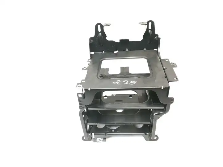 Audi A6 S6 C6 4F (2004 - 2008) 4F0035209C Кронштейн усилителя звука — фото 2