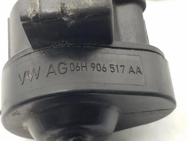 Volkswagen Tiguan (2011 - 2016) 06H906517AA Датчик сапуна — фото 3