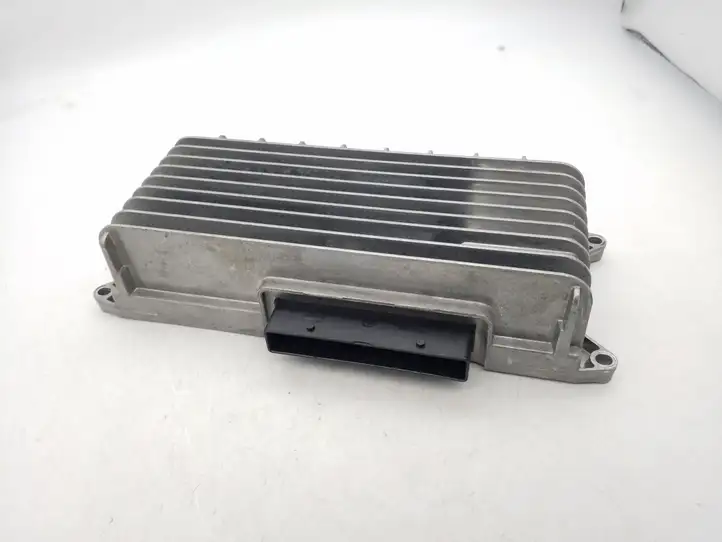 Audi A5 8T 8F (2007 - 2011) 8T0035223AH Усилитель звука — фото 1