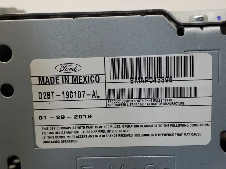 Ford Fiesta (2017 - ) D2BT19C107AL Магнитола / мультимедийная система — фото 3