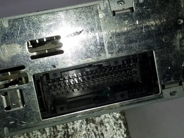 Volkswagen Touareg I (2002 - 2010)  7L6919146D Радио/ проигрыватель CD/DVD / навигация