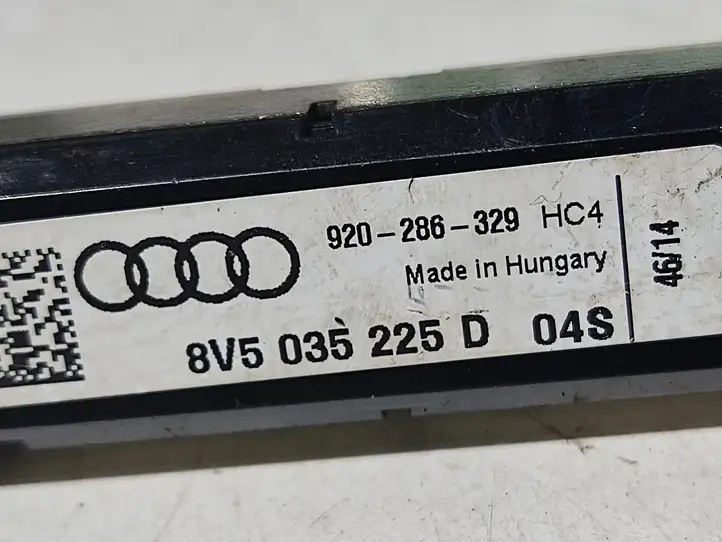 Audi A3/S3 8V (2012 - 2016) 8V5035225D Усилитель антенны — фото 4