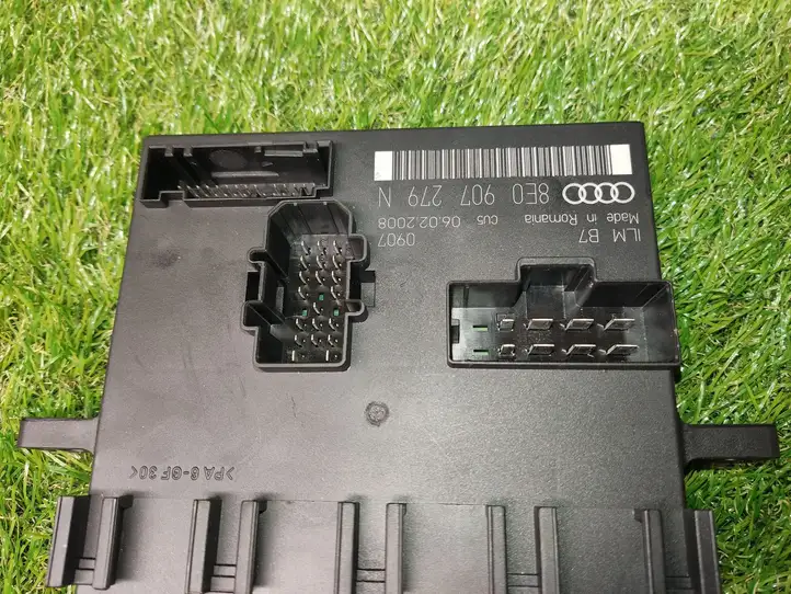 Audi A4 S4 B8 8K (2007 - 2011) 8E0907279N Модуль комфорта — фото 4