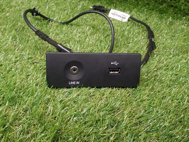 Ford Fusion II (2013 - )  CM5T044K62AA Разъем AUX