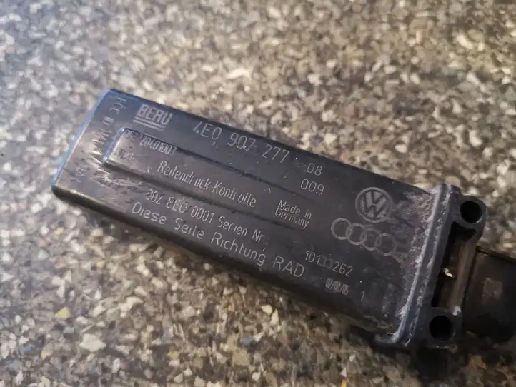 Audi A8 S8 D3 4E (2005 - 2007) 4E0907277 Прочие блоки управления — фото 2