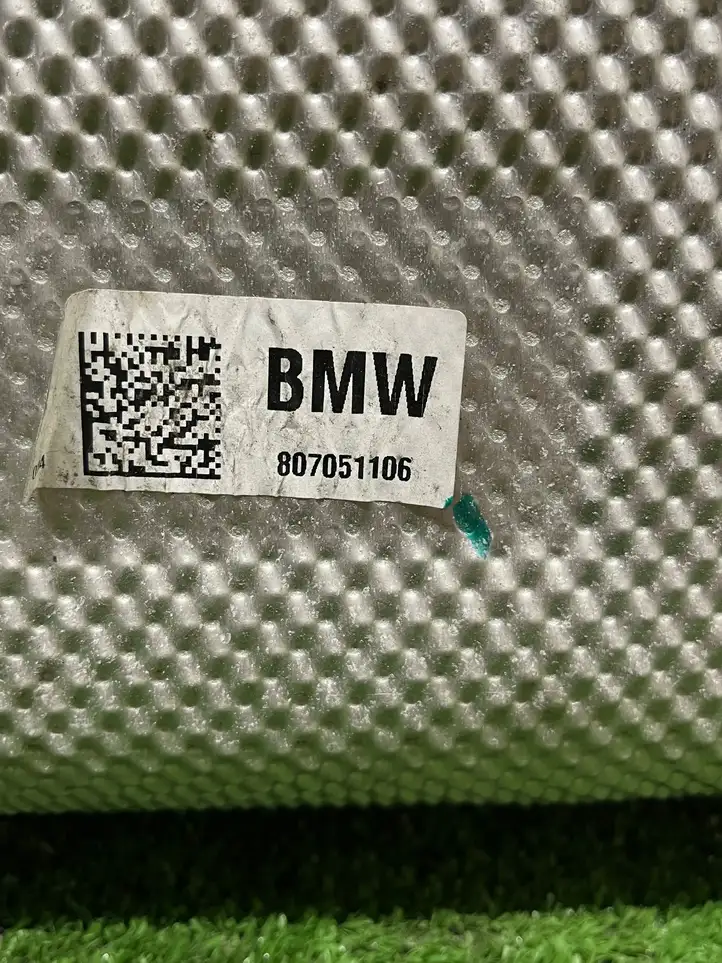 BMW M4 G82 G83 (2020 - ) 8070511 Теплоизоляция (теплозащита) — фото 3