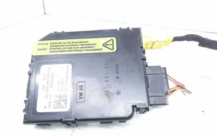 Audi A3/S3 8P (2004 - 2008) 1K0953549AH Прочие блоки управления — фото 3