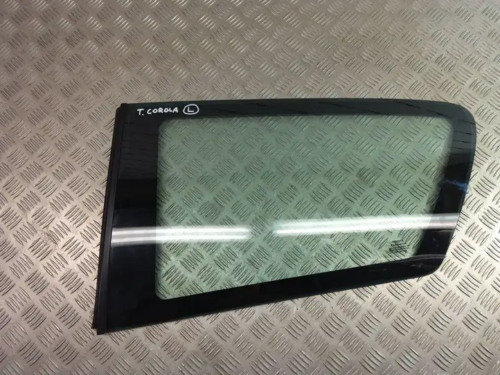 Toyota Corolla E120 E130 (2004 - 2007) 43R-000158 Заднее боковое стекло — фото 1
