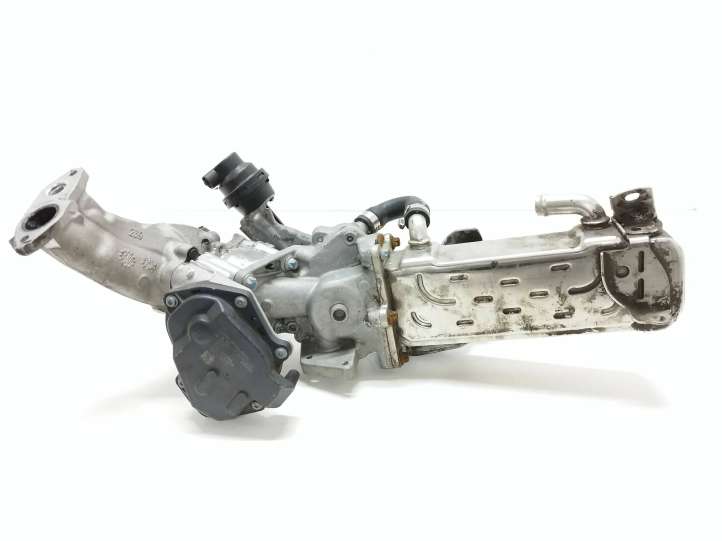 Mercedes-Benz C W204 (2007 - 2014)  A6511400160 Охладитель EGR