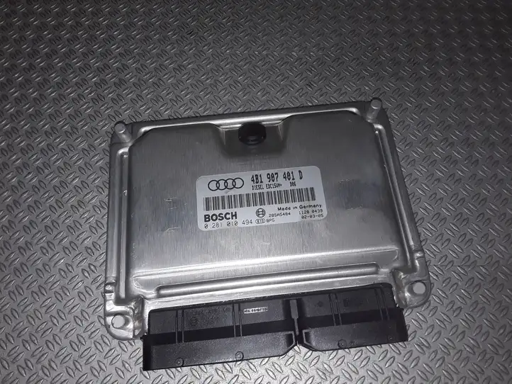 Audi A6 (1997 - 2001)  4B1907401D Блок управления двигателя