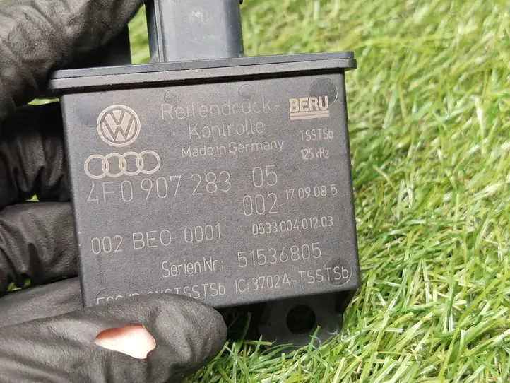 Volkswagen Touareg I (2002 - 2010) 4F0907283 Прочие блоки управления — фото 2