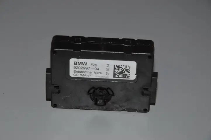 BMW X3 F25 (2010 - 2017) 65209202997 Усилитель антенны — фото 1