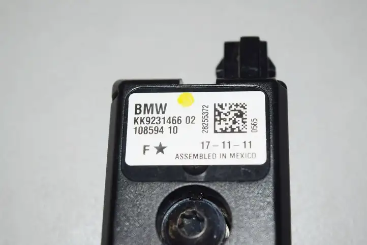 BMW 3 F30 F35 F31 (2012 - 2018) 9231466 Усилитель антенны — фото 4