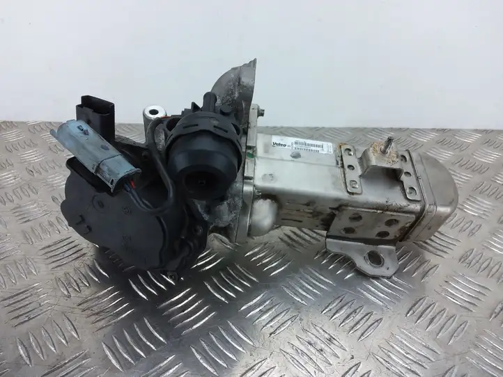 Ford S-MAX (2010 - 2015) V29004027 Охладитель клапана EGR — фото 1