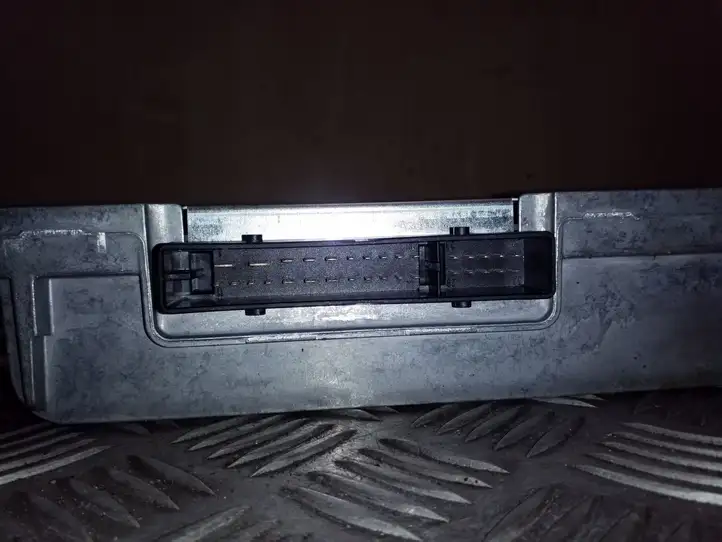 Audi A4 S4 B8 8K (2007 - 2011) 8T0035223AH Усилитель звука — фото 3