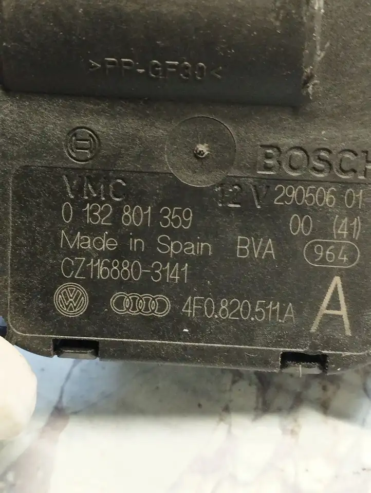 Audi A6 S6 C6 4F (2004 - 2008) 0132801359 Двигатель задвижки потока воздуха — фото 2