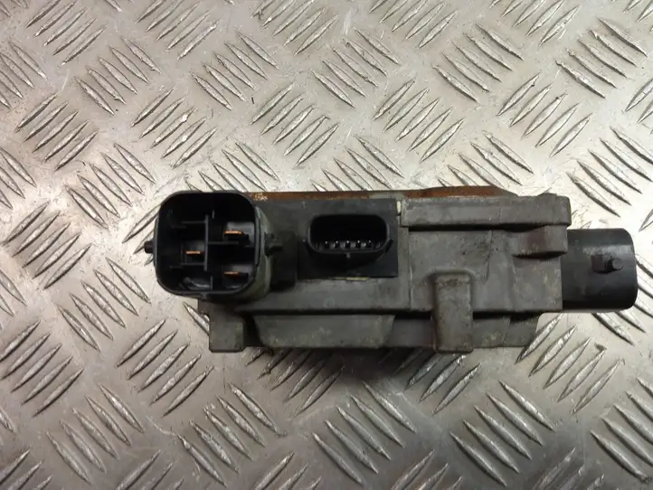 Lexus GS 300 350 430 450h (2004 - 2007)  G1167-30020 Другие блоки управления / модули