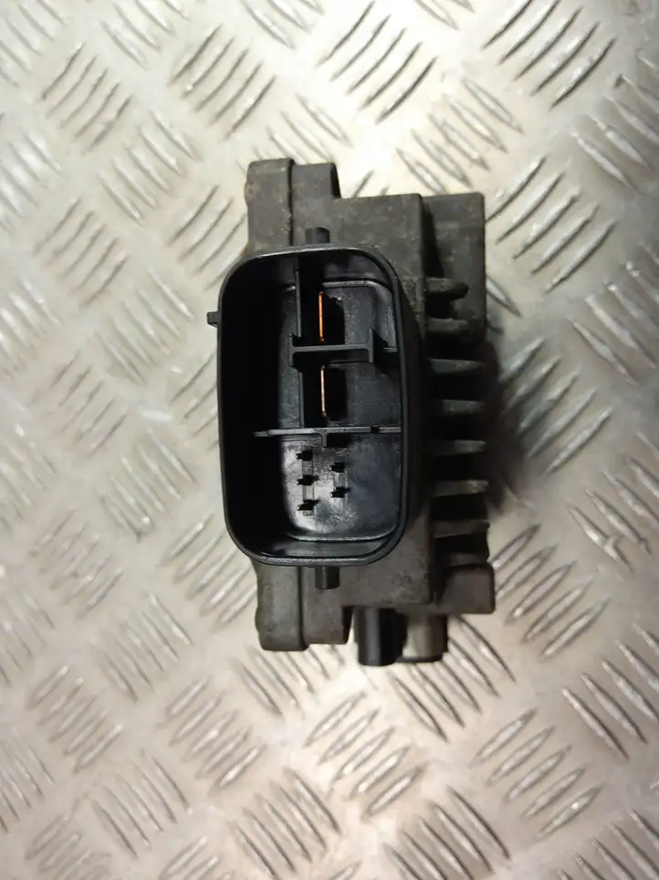 Lexus GS 300 350 430 450h (2004 - 2007)  G1167-30020 Другие блоки управления / модули