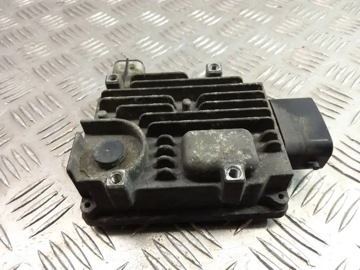 Lexus GS 300 350 430 450h (2004 - 2007)  G1167-30020 Другие блоки управления / модули