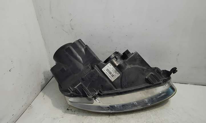 Volkswagen Jetta V (2005 - 2010)  1K6941005S Передняя фара