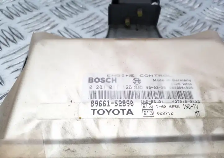 Toyota Yaris (1999 - 2003) 8966152890 Блок управления двигателем (ЭБУ) — фото 4