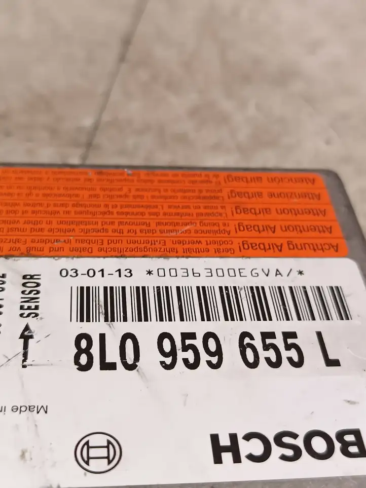 Audi A3/S3 8L (2000 - 2003) 8L0959655L Блок управления SRS — фото 3