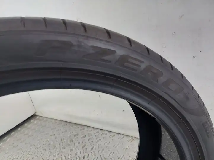Volvo XC60 (2017 - ) PIRELLI Летняя шина R21 — фото 9