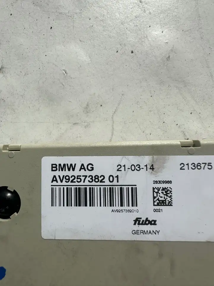 BMW 6 F12 F13 (2010 - 2018) av9257382 Усилитель антенны — фото 3