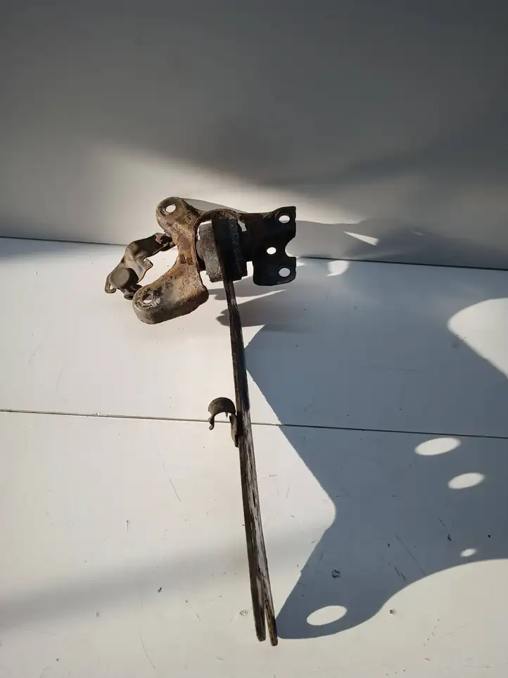 Fiat Croma (2005 - 2011)  51756771 Вилы